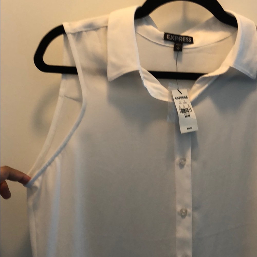 🌟 2 for $40🌟NWT white button down blouse